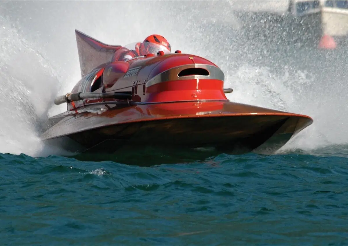 In vendita Arno XI, il bolide Ferrari da record sull'acqua. Base d'asta 12 milioni 