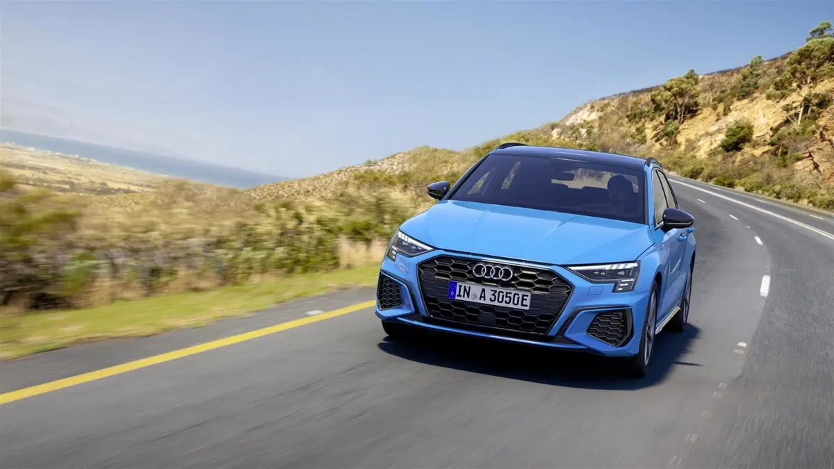 Audi A3 Sportback TFSI e: quanto costa la versione ibrida plug-in (5)