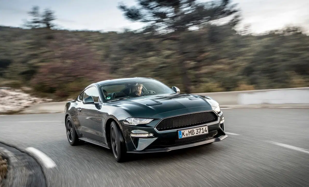 Ford Mustang Coupé Fastback 5.0 V8 TiVCT GT
