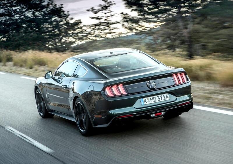 Ford Mustang Coupé (2015-24) (20)