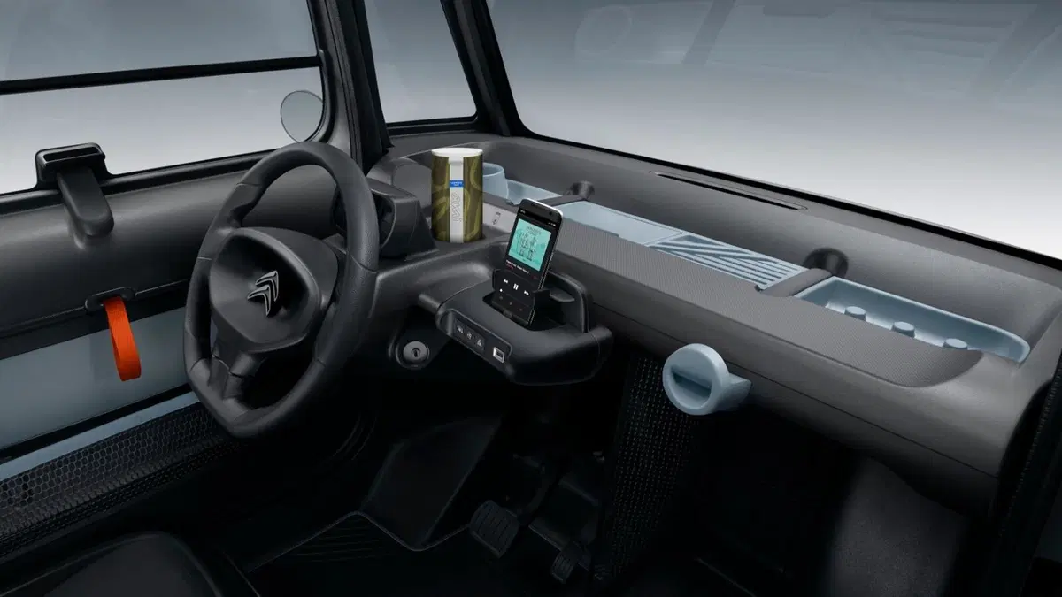 Citroen AMI, 5.430 euro: Super MINI per SMART cities con range 75 km [no patente] (4)
