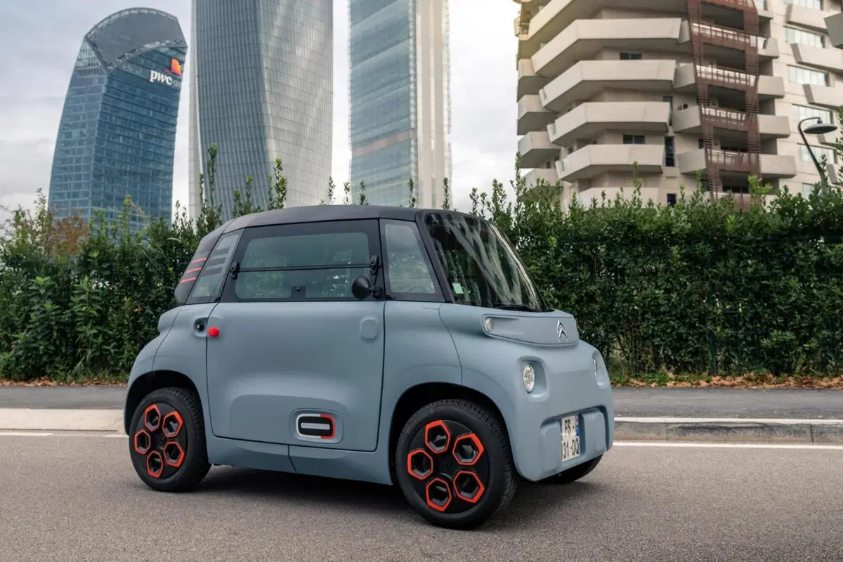 Citroen AMI, 5.430 euro: Super MINI per SMART cities con range 75 km [no patente] (12)