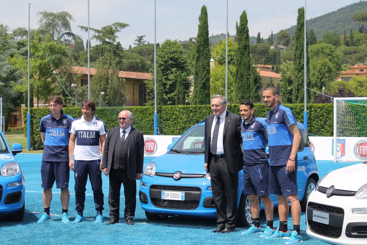 Pandazzurri, serie speciale per gli Europei (11)