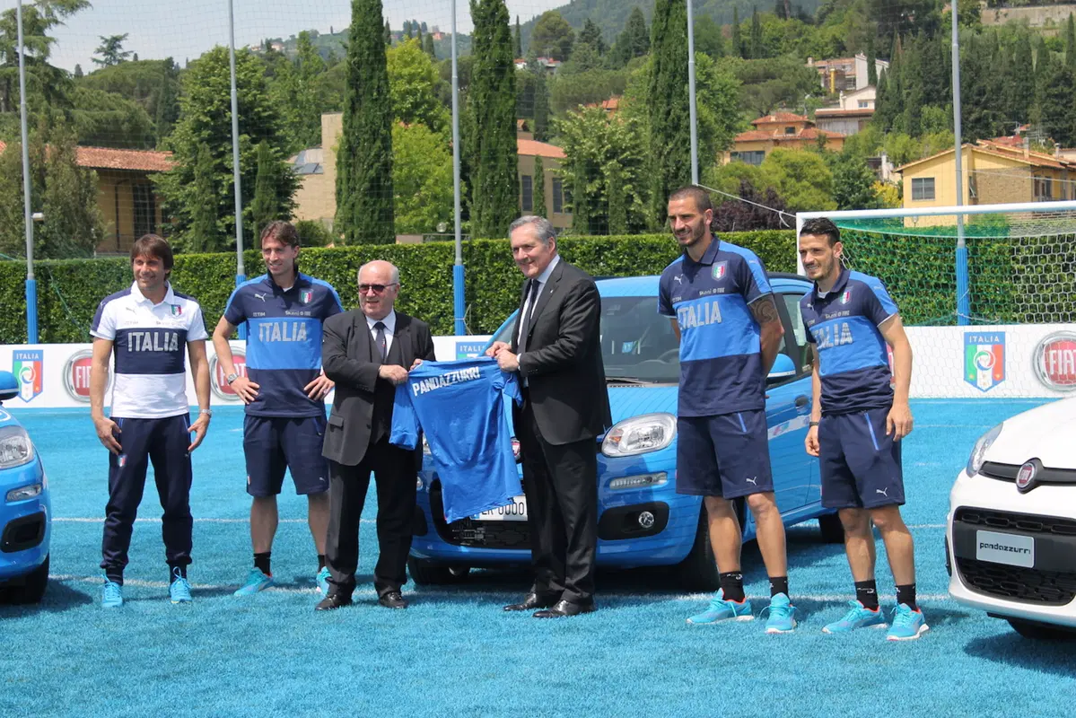 Pandazzurri, serie speciale per gli Europei (12)