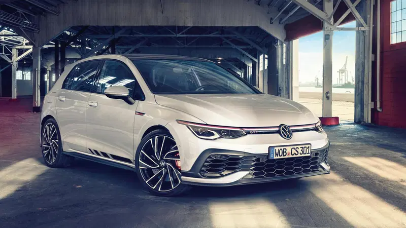 Volkswagen Golf GTI Clubsport, 300 CV per la Golf pi&ugrave; veloce che c'&egrave;