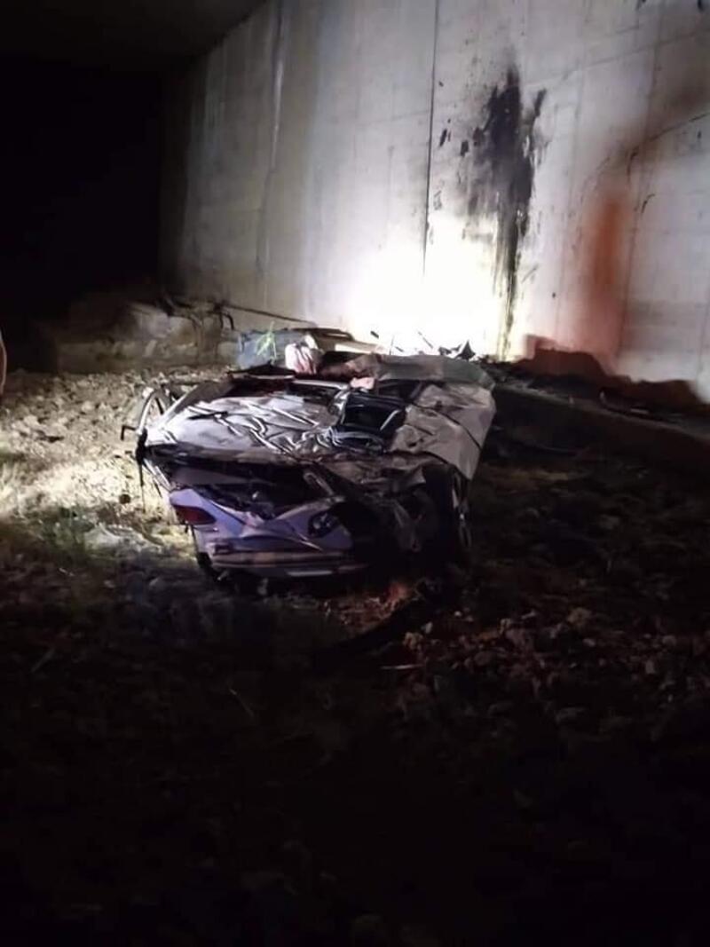 Incidente incredibile. La Volkswagen GOLF GTI sbatte col tetto a 230 km/h... [immagini forti]