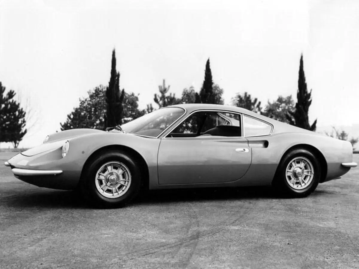 Addio ad Aldo Brovarone: dalla Duetto alla F40, le sue creazioni più celebri (5)