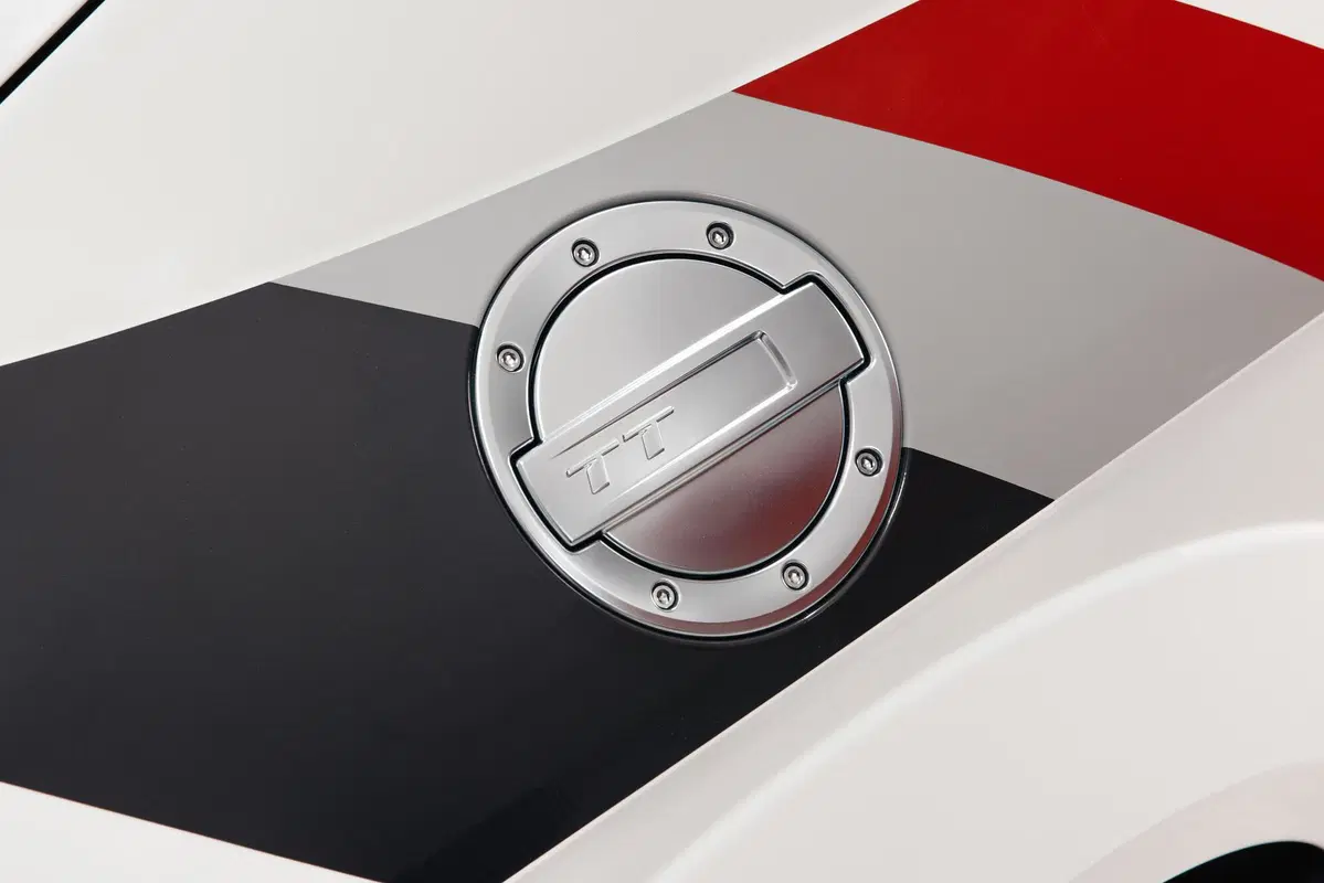 Audi TT RS 40 years of quattro, la serie speciale per i quarant'anni della trazione integrale quattro (8)