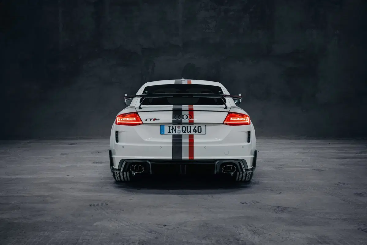 Audi TT RS 40 years of quattro, la serie speciale per i quarant'anni della trazione integrale quattro (5)
