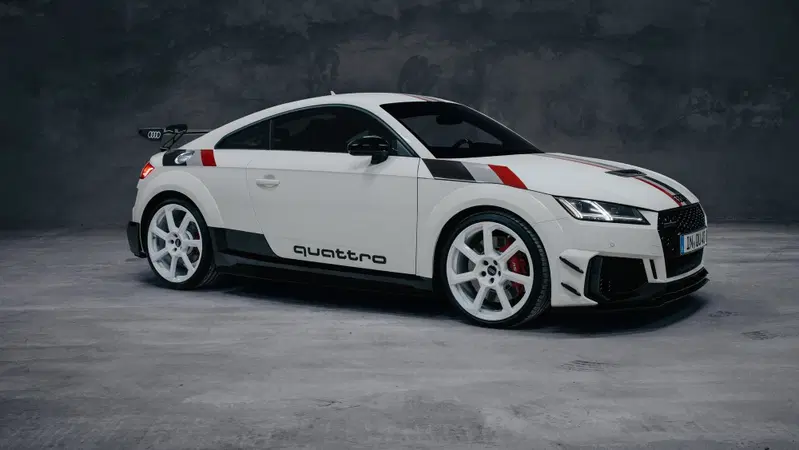 Audi TT RS 40 years of quattro, la serie speciale per i quarant'anni della trazione integrale quattro