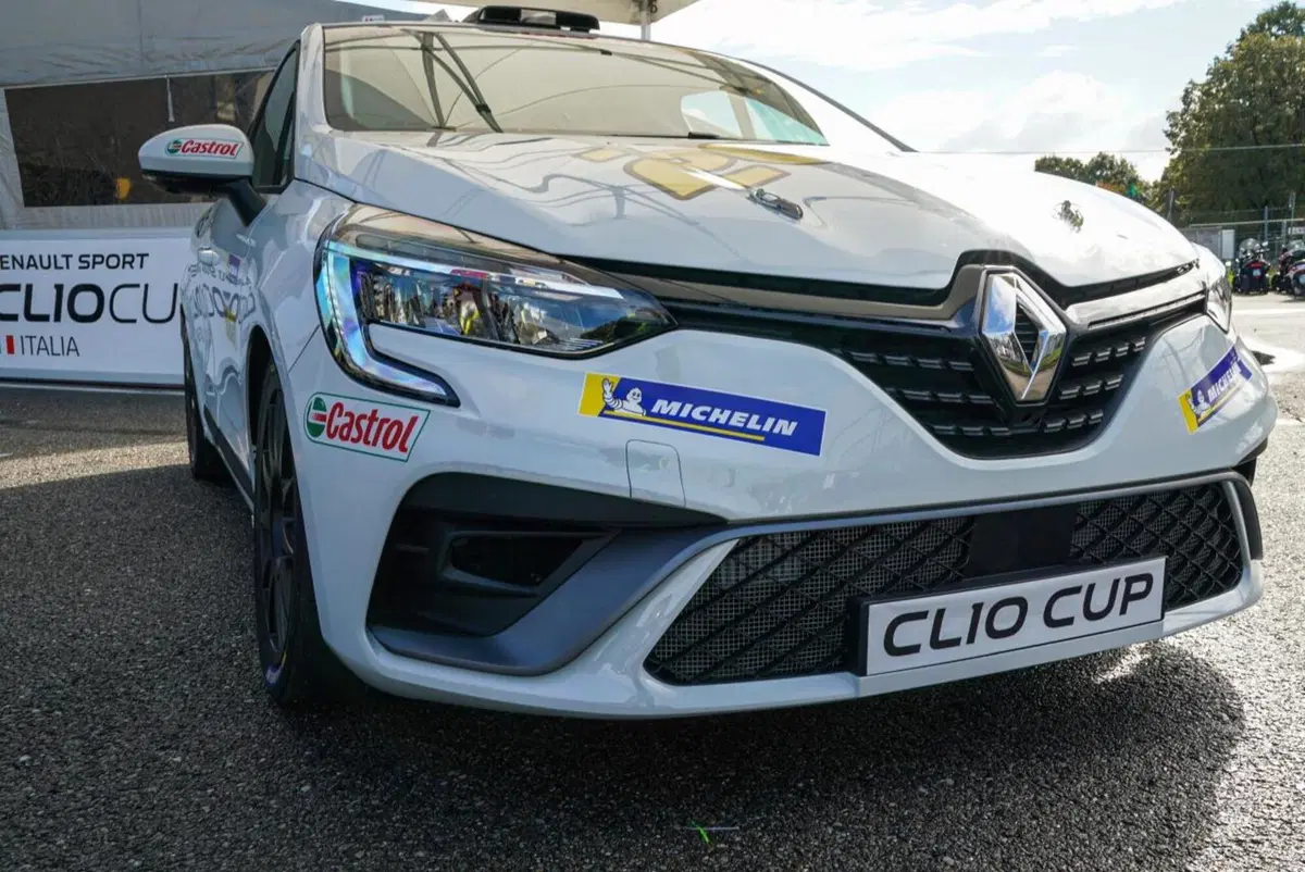 Renault Clio Cup 2021: com'è fatta (4)