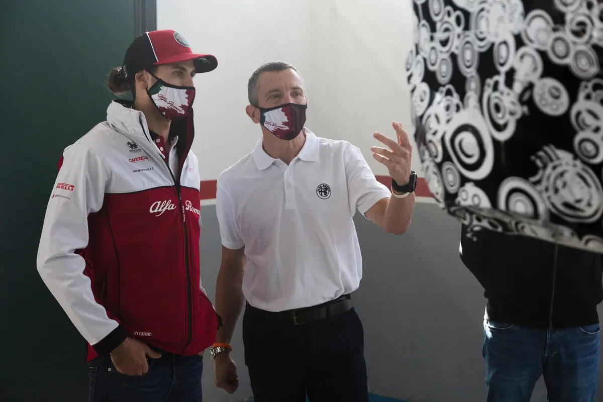 Alfa Romeo Giulia GTA, Raikkonen e Giovinazzi la mettono alla prova [Video] (12)