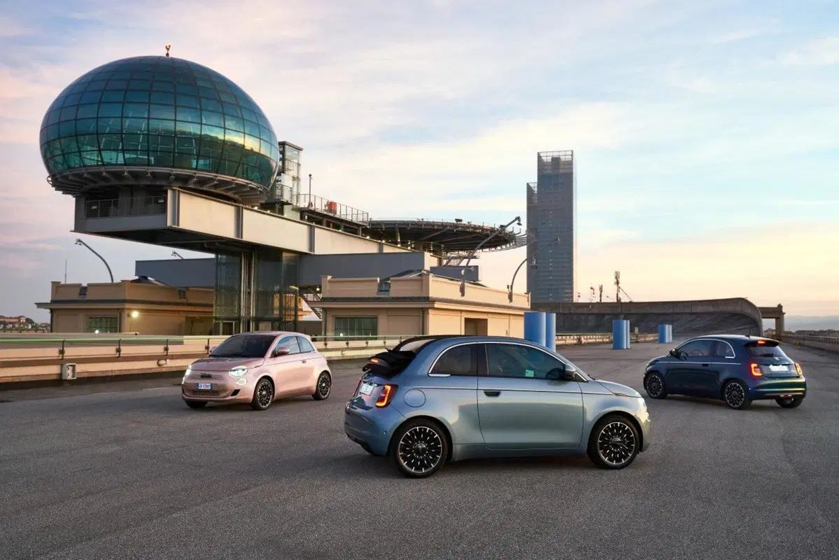Fiat 500 3+1, la 500 con una portiera in più (22)