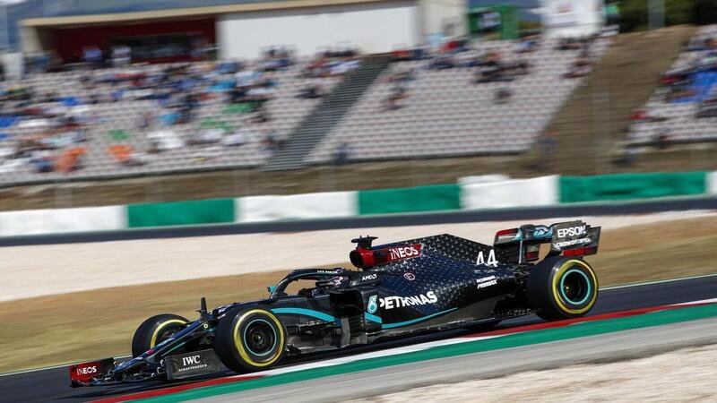 F1, GP Portogallo 2020: pole per Hamilton. Quarto Leclerc