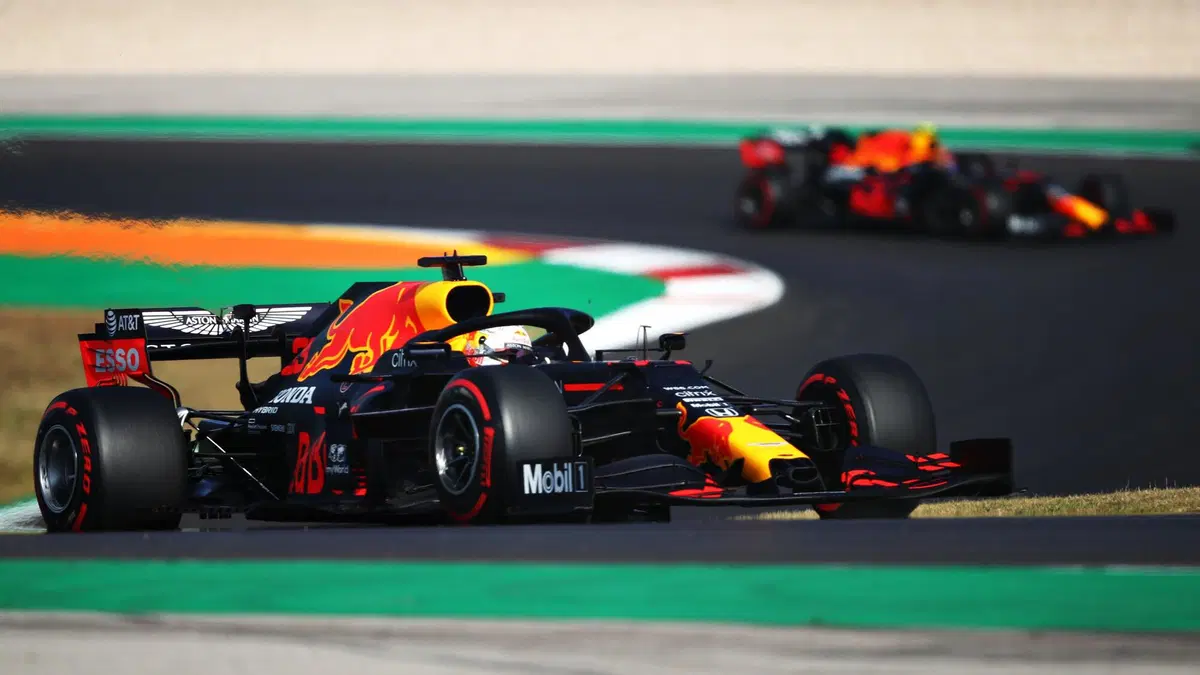 F1, GP Portogallo 2020: vince Hamilton. Quarto Leclerc (37)