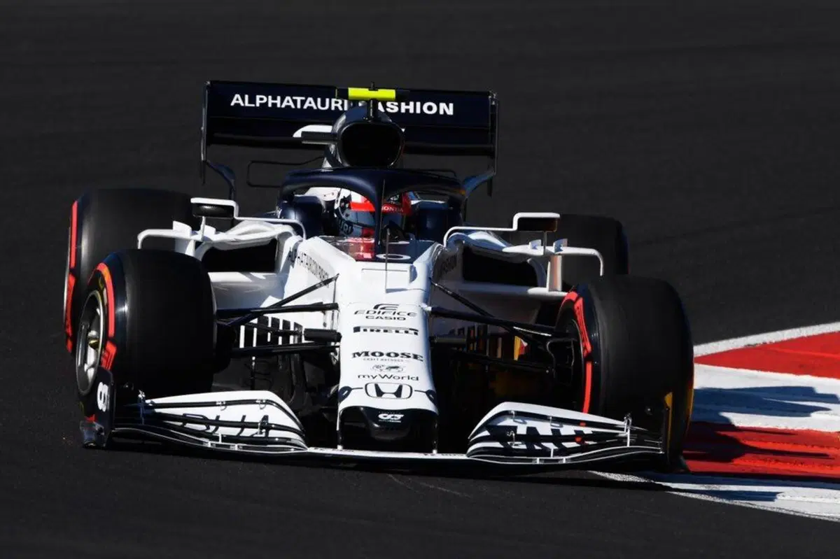 F1, GP Portogallo 2020: Hamilton le suona a Bottas e supera Schumacher (42)