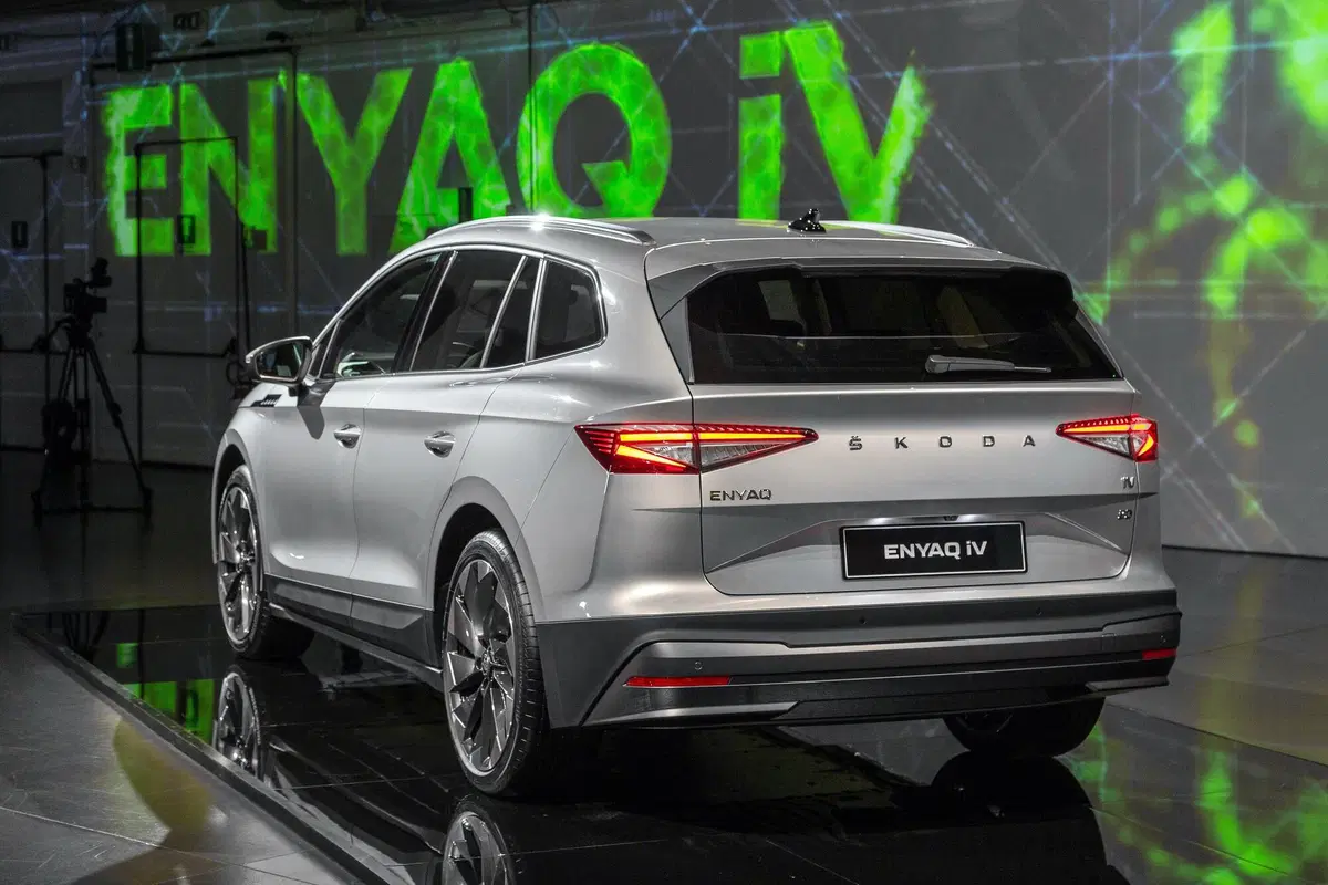 Skoda Enyaq iV debutta in Italia (al MiMo) senza rivali [video] (12)