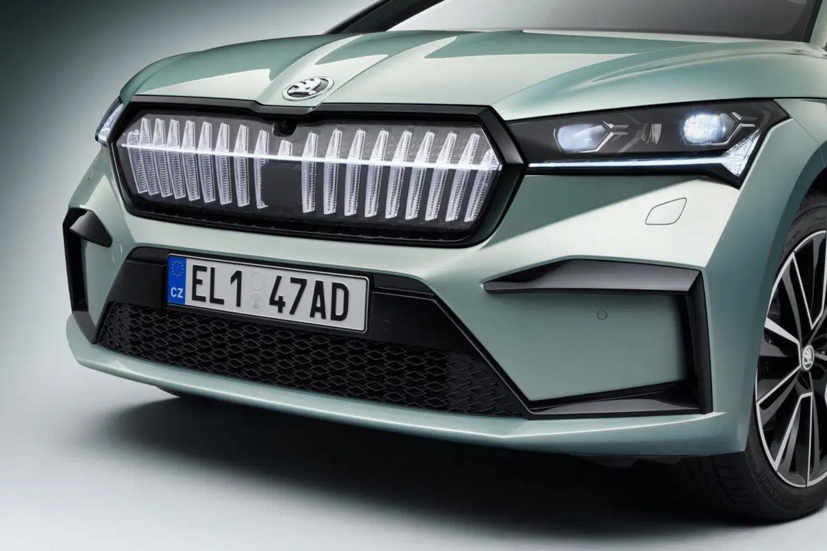 Skoda Enyaq iV debutta in Italia (al MiMo) senza rivali [video] (3)