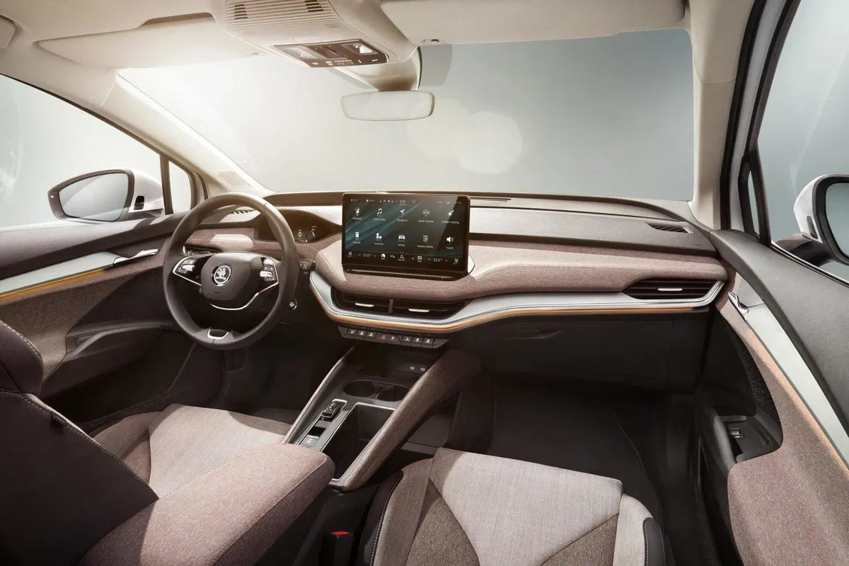 Skoda Enyaq iV debutta in Italia (al MiMo) senza rivali [video] (9)