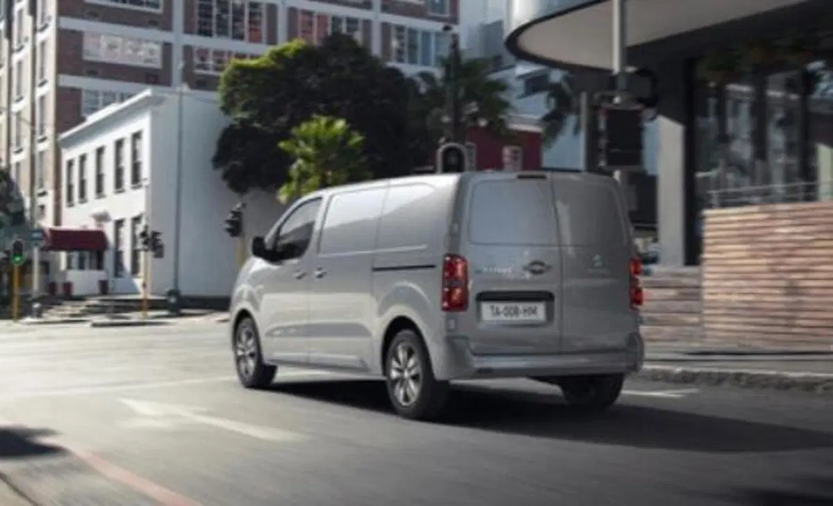 Peugeot e-Expert Furgone (2020-24) (5)