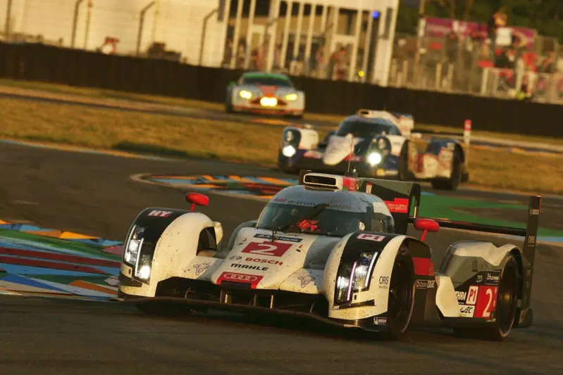 Le applicazioni della trazione integrale a motorizzazioni ibride ed elettriche devono molto all'epoca d'oro di Audi nell'endurance