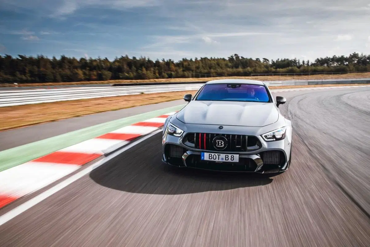Brabus Rocket 900 'One of Ten': la AMG GT4 da 900 CV! (11)