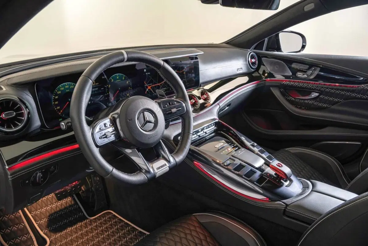 Brabus Rocket 900 'One of Ten': la AMG GT4 da 900 CV! (17)