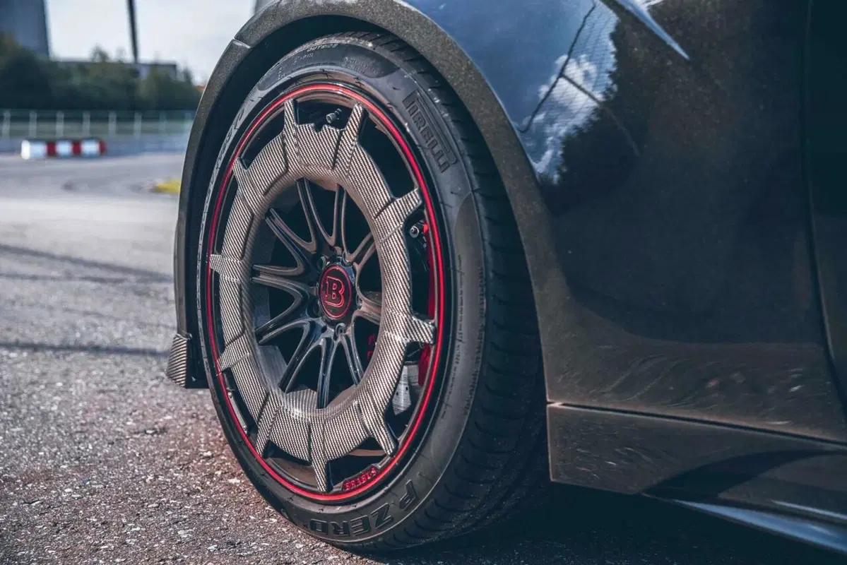 Brabus Rocket 900 'One of Ten': la AMG GT4 da 900 CV! (18)