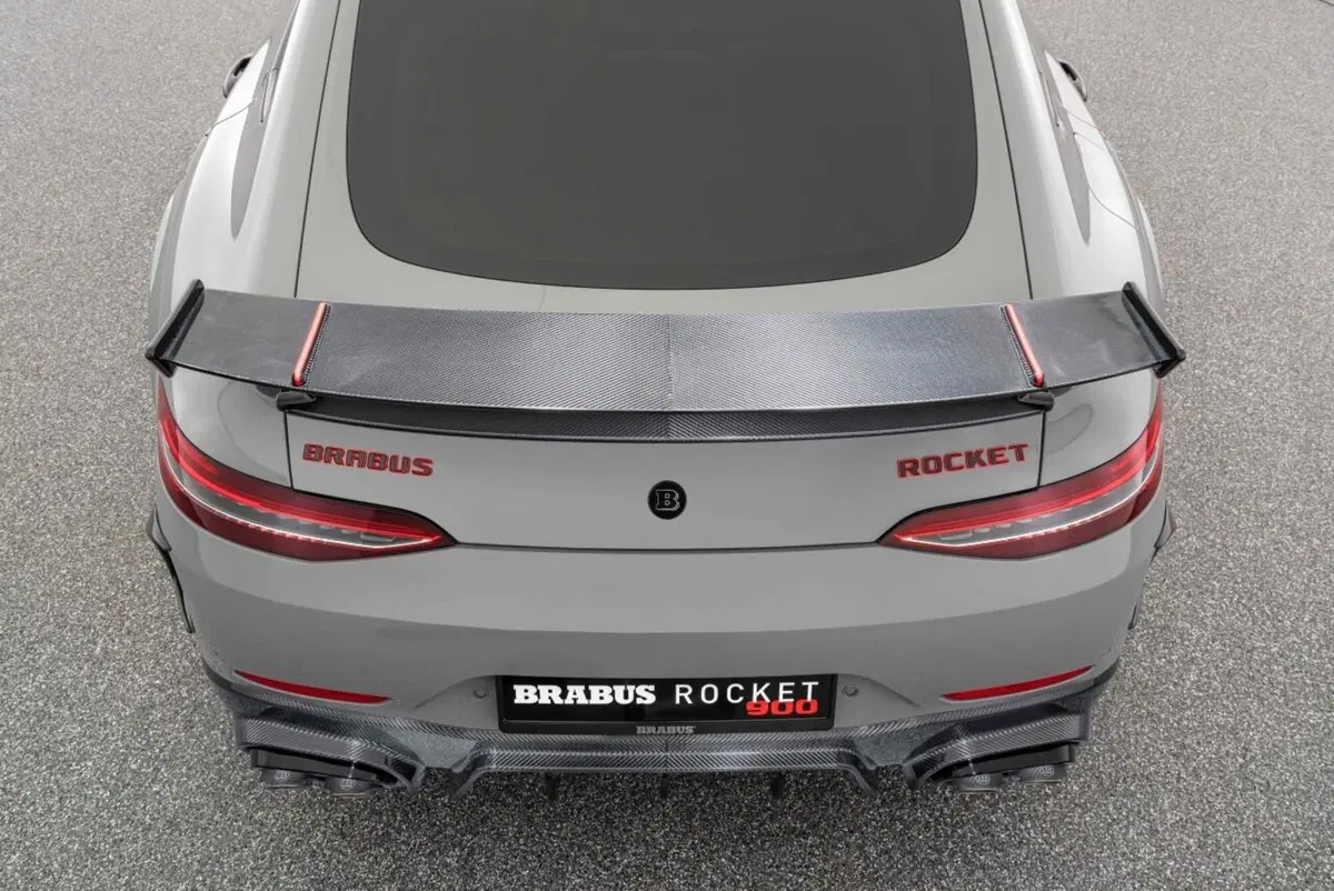 Brabus Rocket 900 'One of Ten': la AMG GT4 da 900 CV! (26)