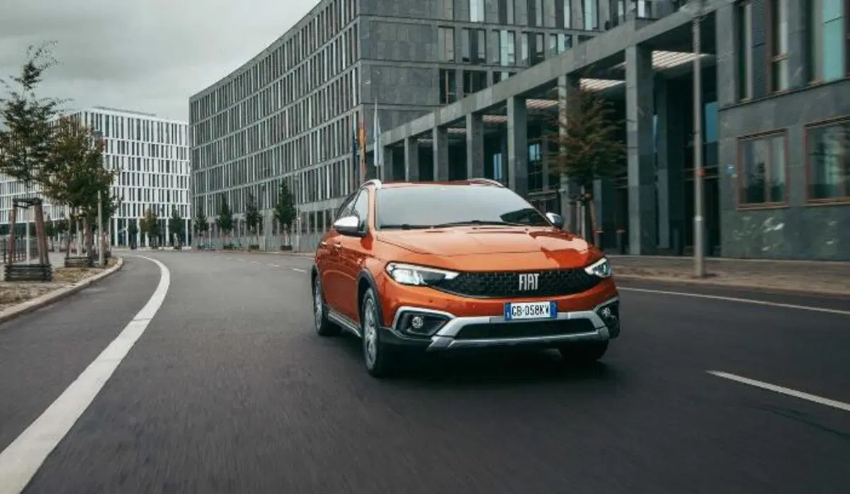 Fiat Tipo: c'è il restyling, in arrivo anche la Cross [GALLERY] (5)