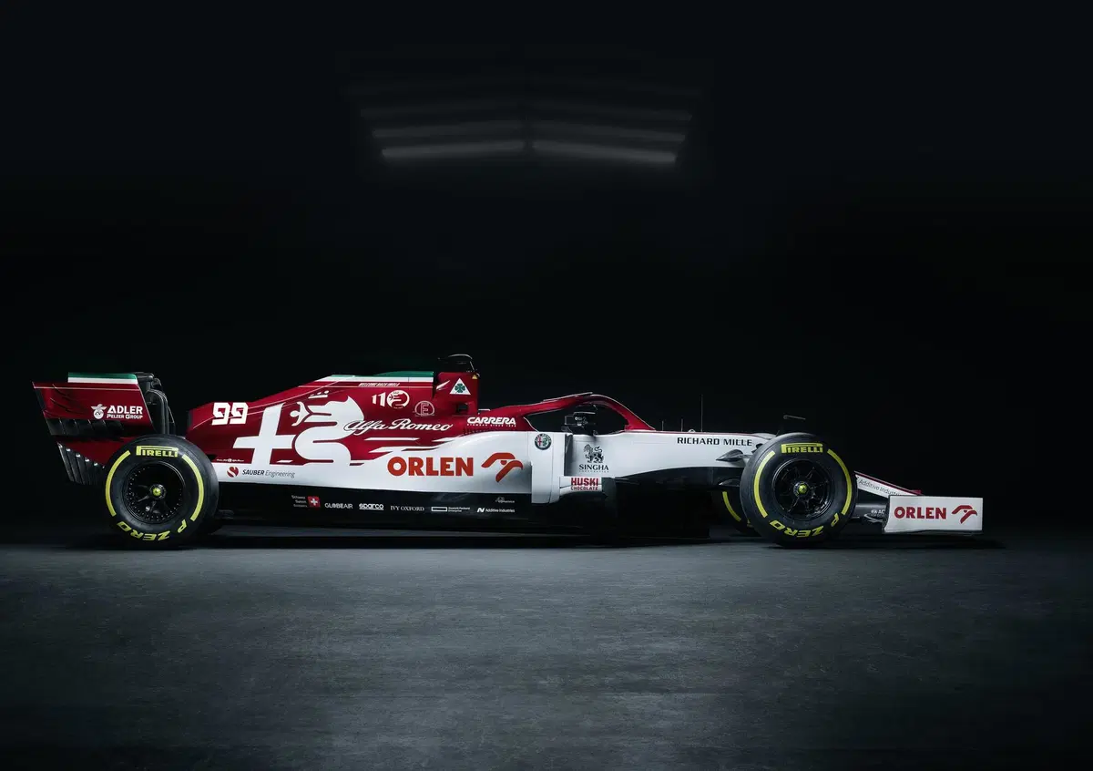 F1, Alfa Romeo ci sar&agrave; anche nel 2021. E per Imola c'&egrave; una livrea speciale