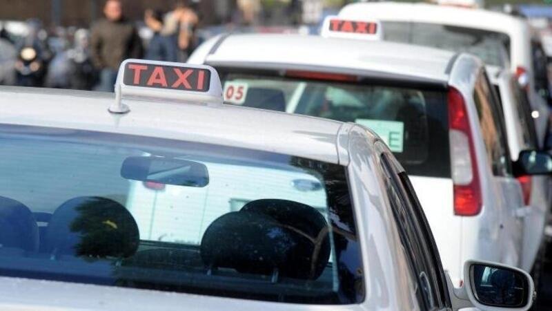 Decreto Ristori: in arrivo aiuti a taxi ed NCC