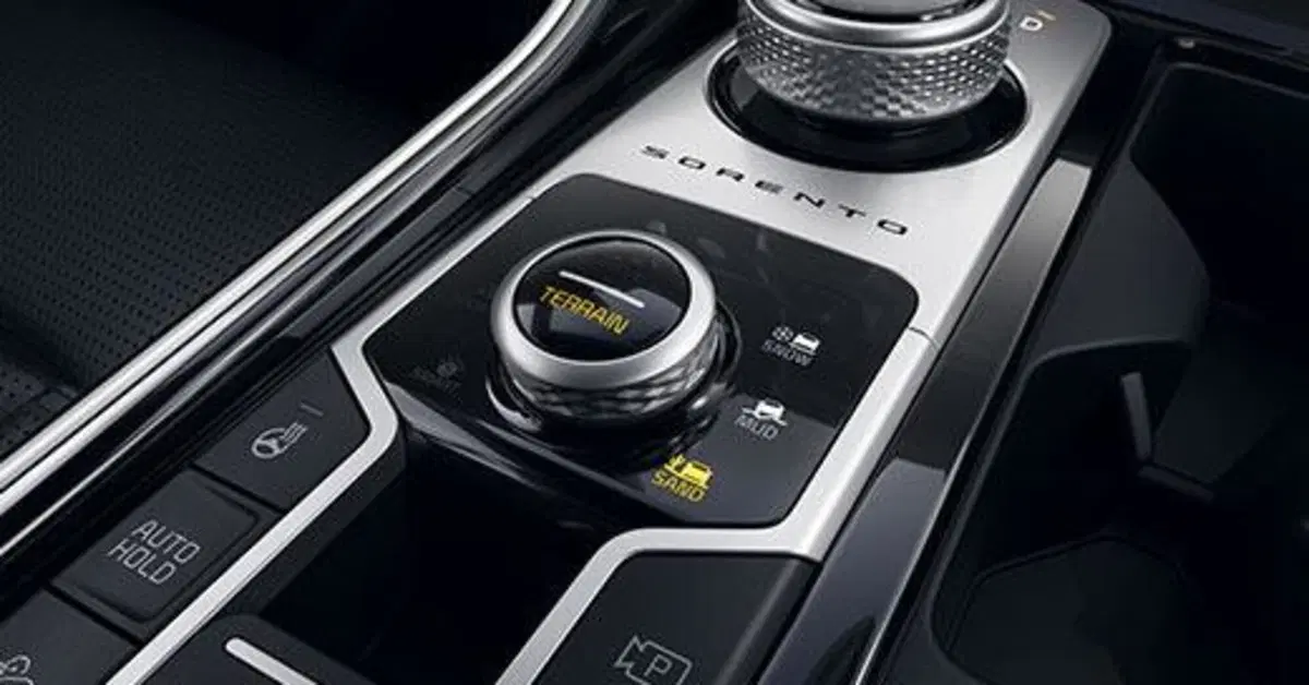 Nuova Kia Sorento ibrida (PHEV) da 265CV: [4x4 7 posti] (15)