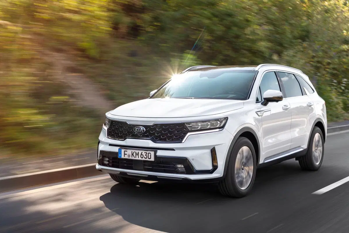 Nuova Kia Sorento ibrida (PHEV) da 265CV: [4x4 7 posti]