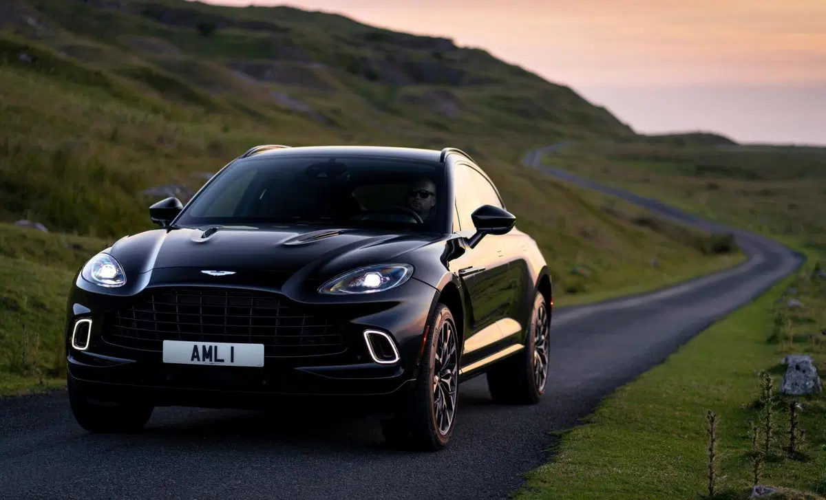 Aston Martin DBX (2020-23) (2)