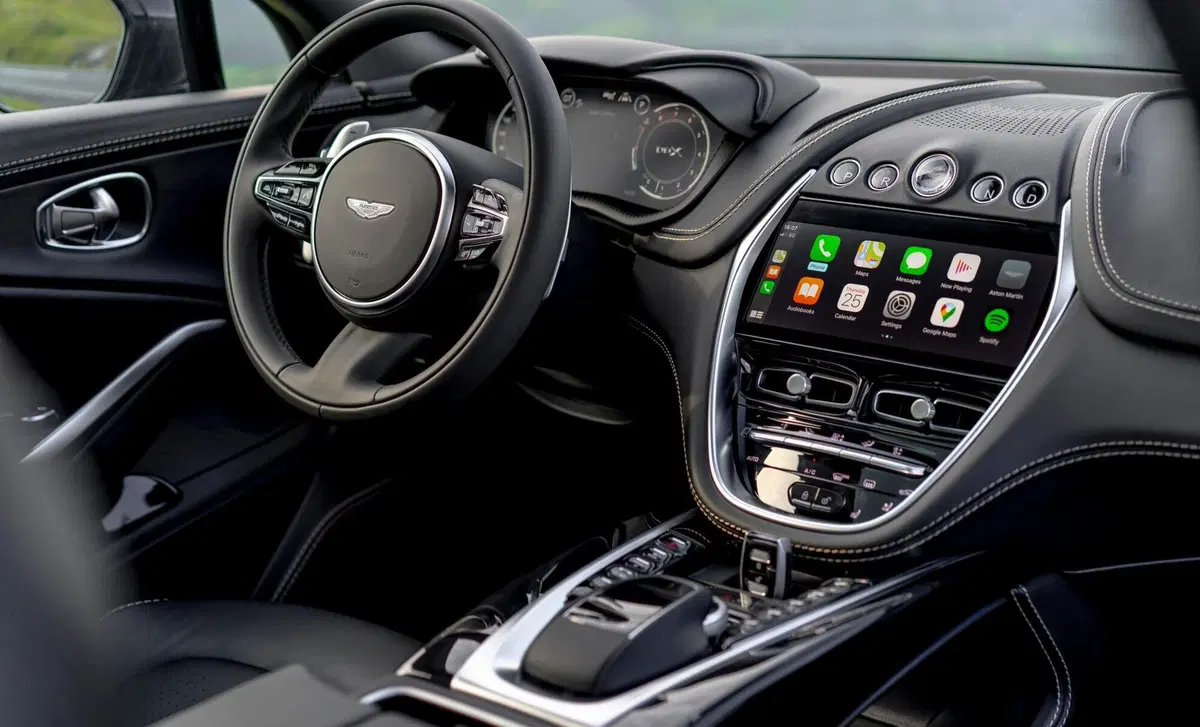 Aston Martin DBX (2020-23) (11)