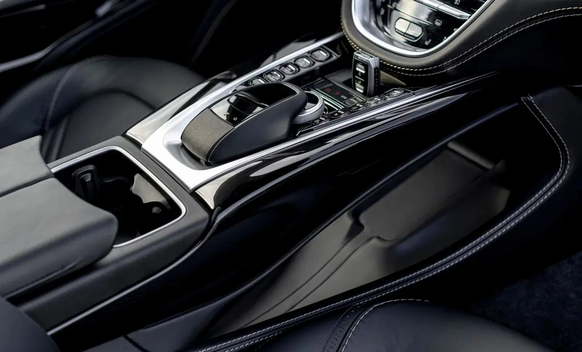 Aston Martin DBX (2020-23) (22)