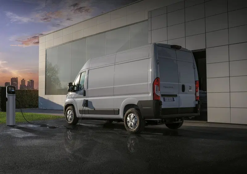 Fiat eDucato Furgone (2020-23) (4)