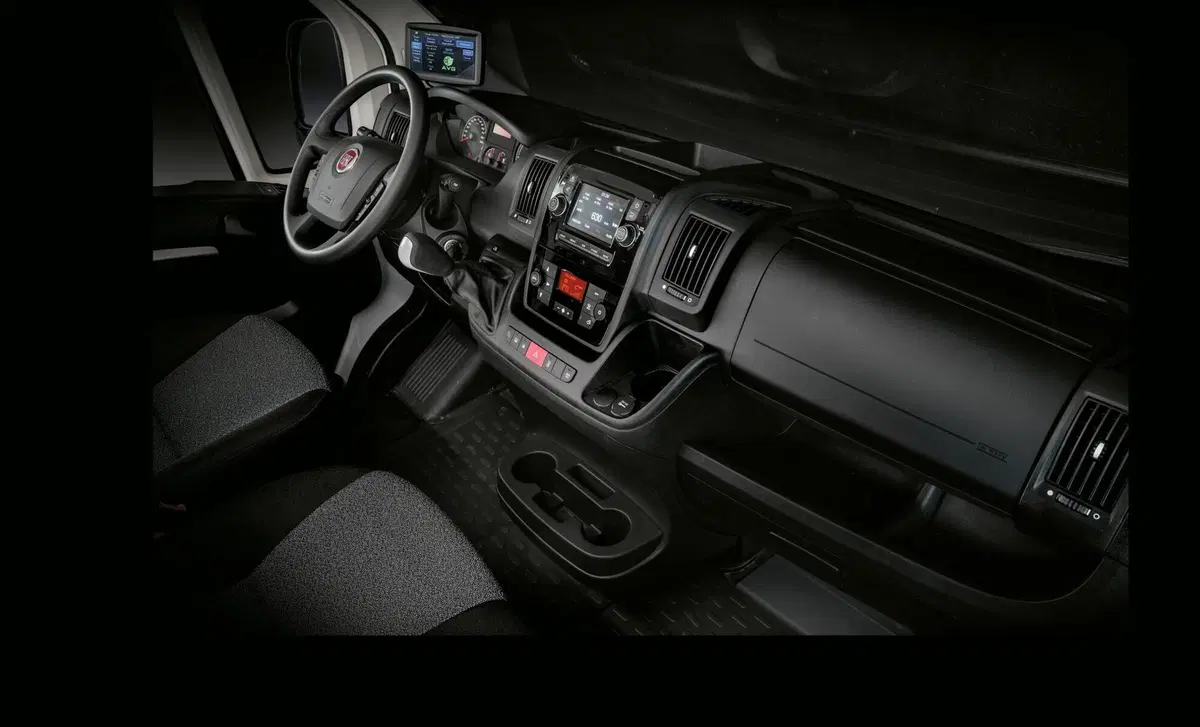 Fiat e-Ducato Furgone (12)