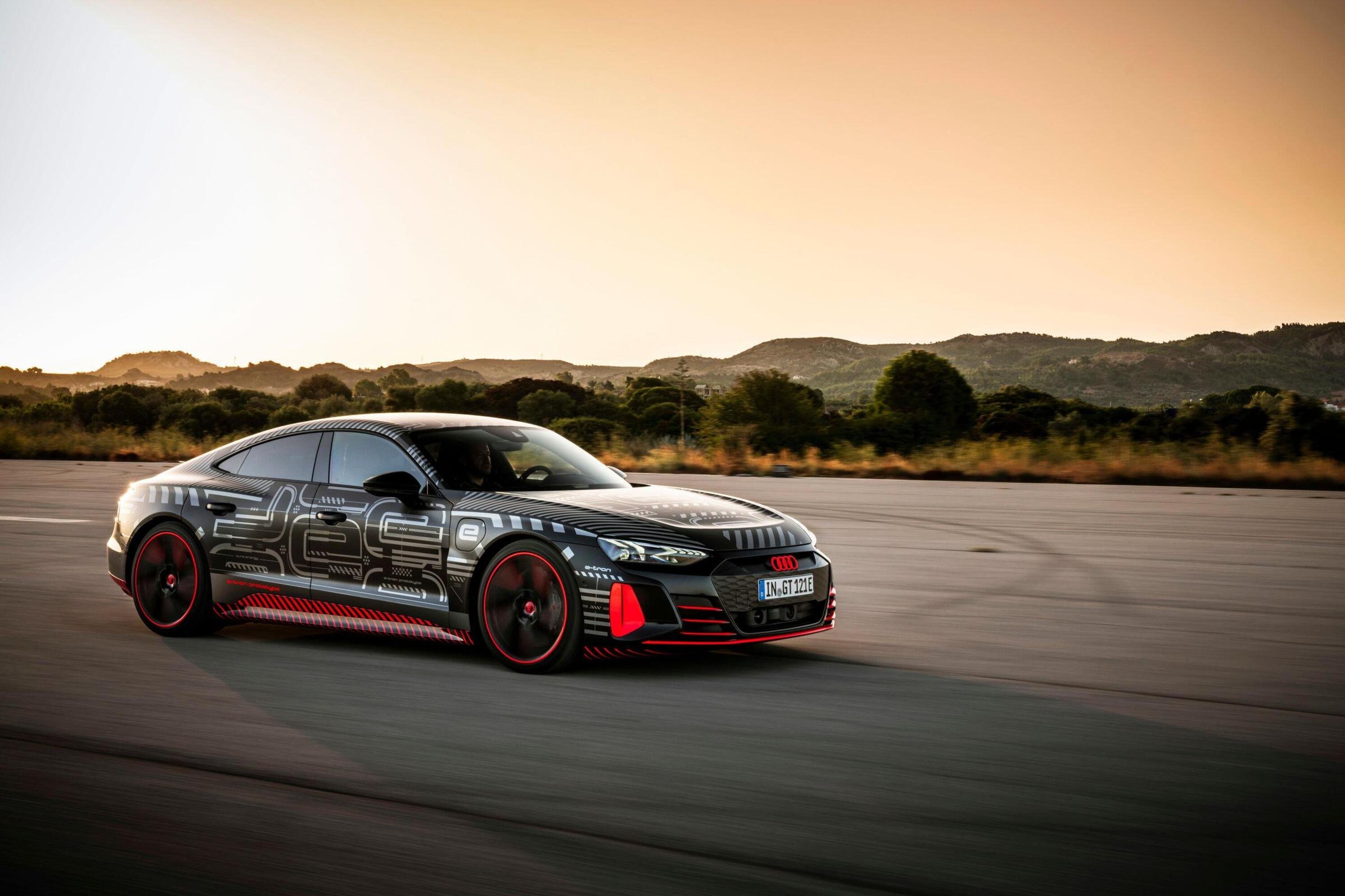 Il sound elaborato (factory) per la GT pi&ugrave; tecnologica e veloce mai prodotta in Audi: e-tron GT RS [audio]