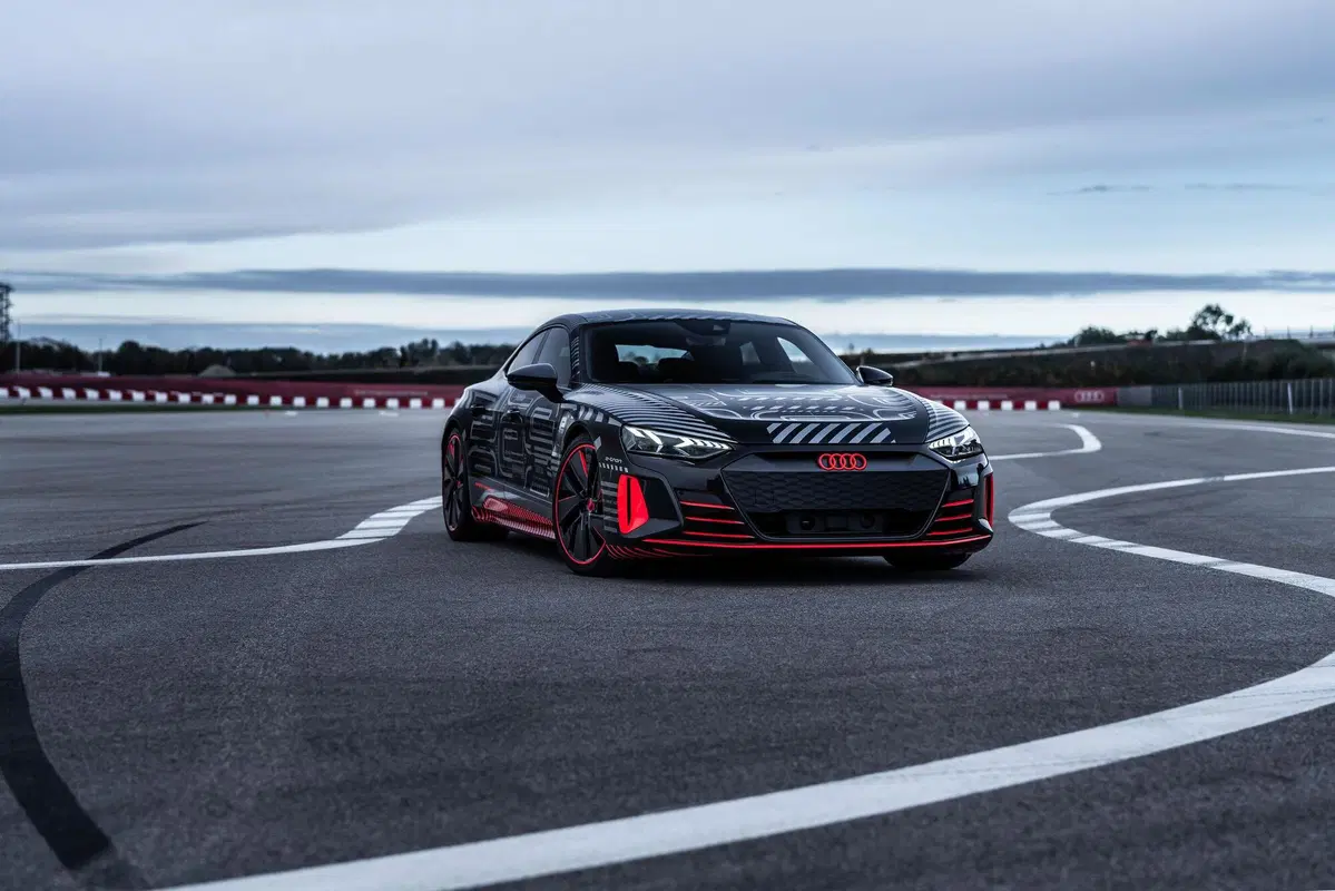 Il sound elaborato (factory) per la GT più tecnologica e veloce mai prodotta in Audi: e-tron GT RS [audio] (3)