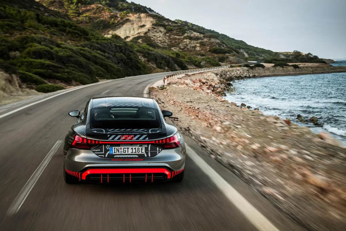 Il sound elaborato (factory) per la GT più tecnologica e veloce mai prodotta in Audi: e-tron GT RS [audio] (5)