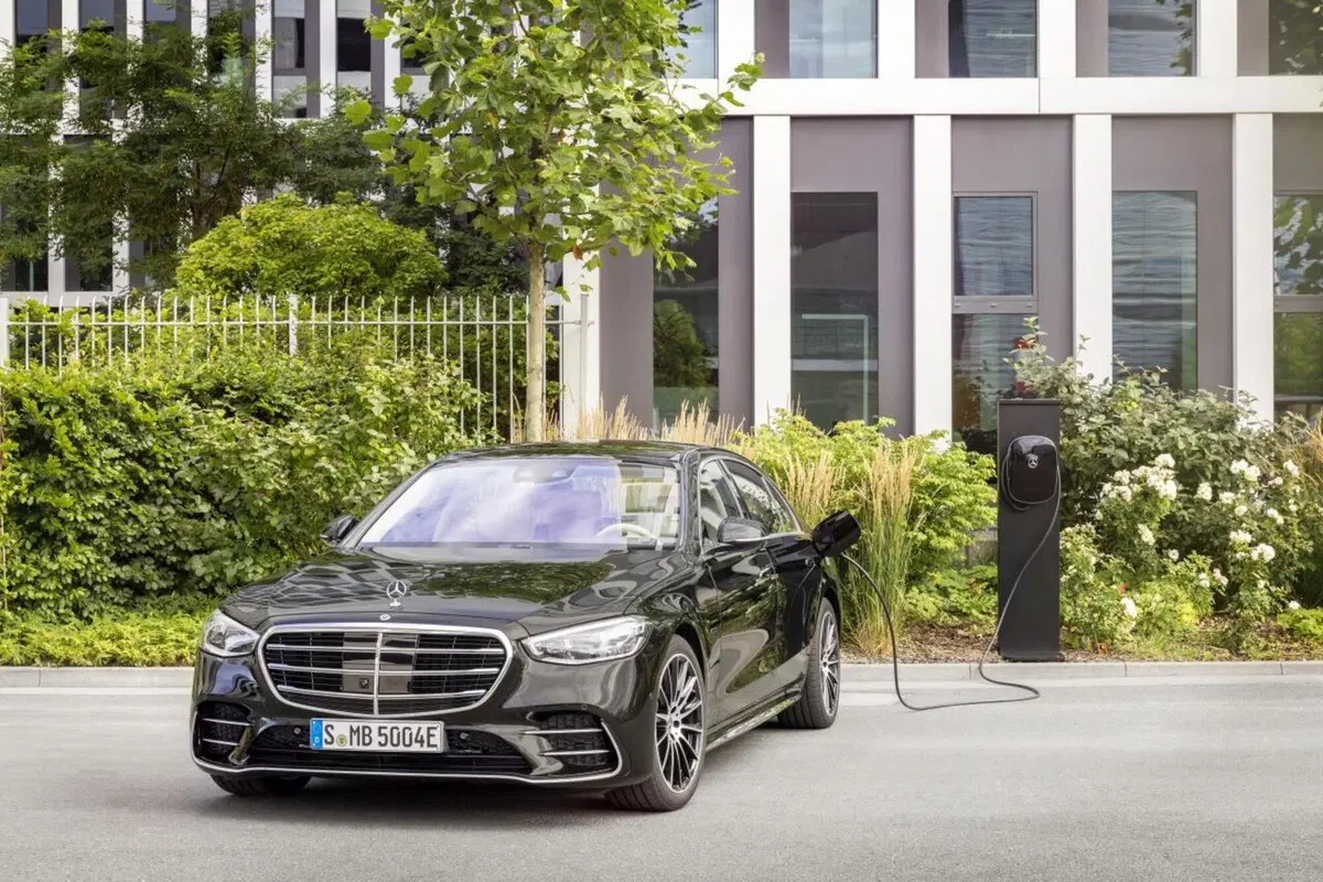 Mercedes Classe S: i prezzi per l'Italia (10)