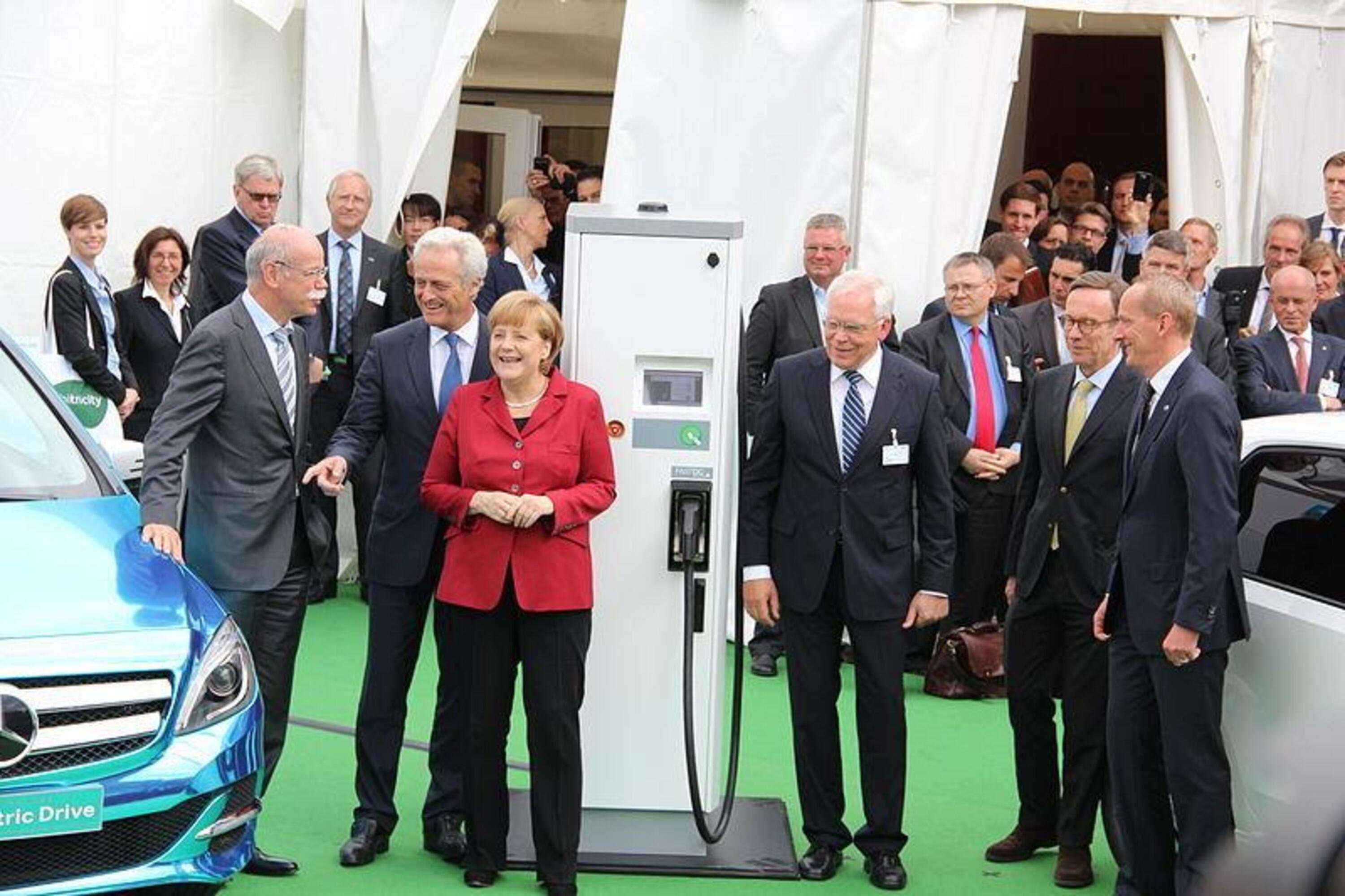 Il governo tedesco stanzia due miliardi di euro per finanziare il green automotive