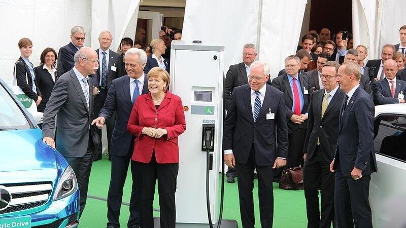 Il governo tedesco stanzia due miliardi di euro per finanziare il green automotive