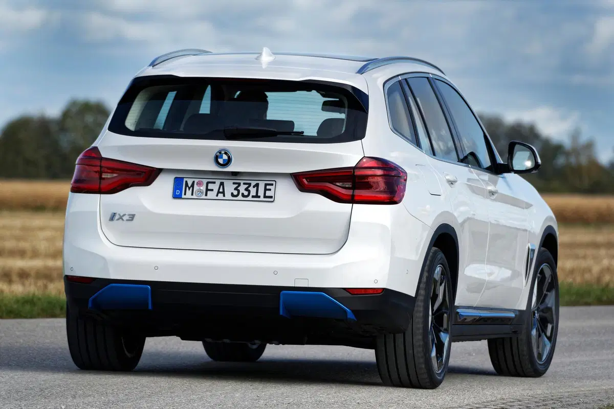 BMW iX3: il SAV elettrico è arrivato e smuove il segmento [Posteriore, 180 Km/h, 460 di range] (9)
