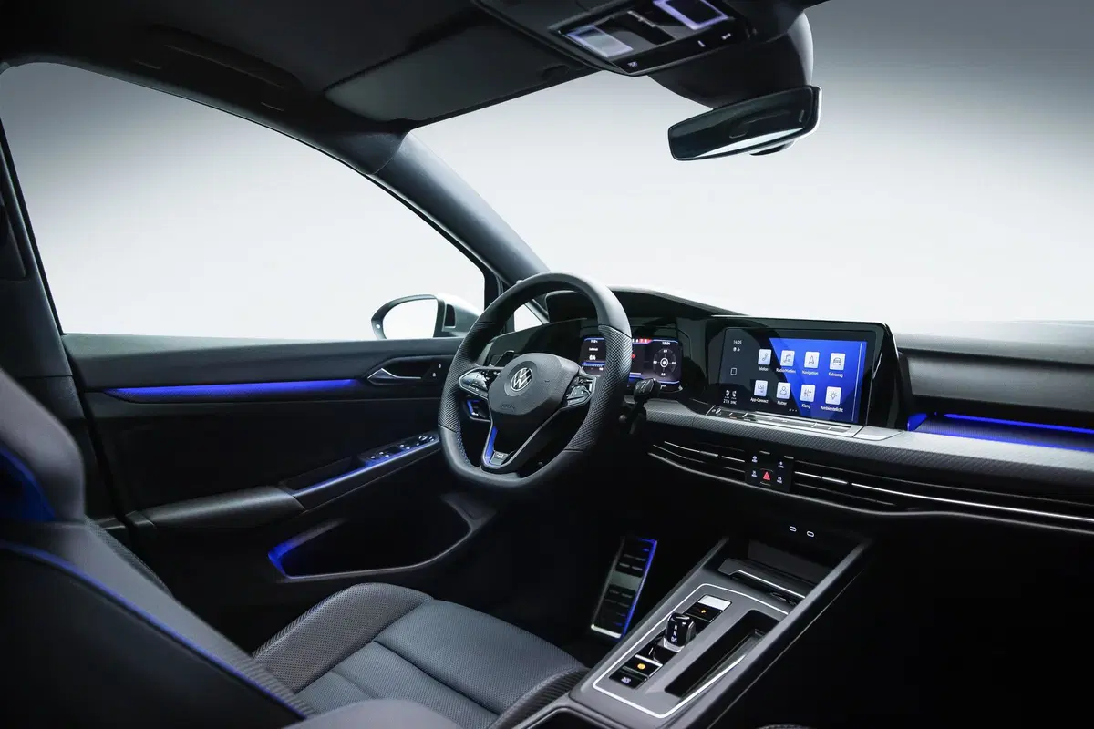 Volkswagen Golf R, in Golf a 270 km/h  (6)
