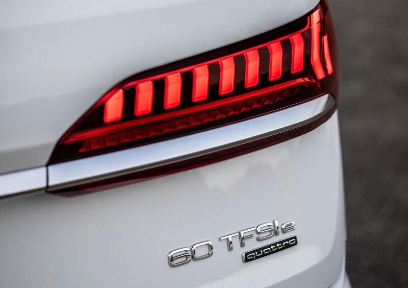 Audi Q7 (2015->>) (37)