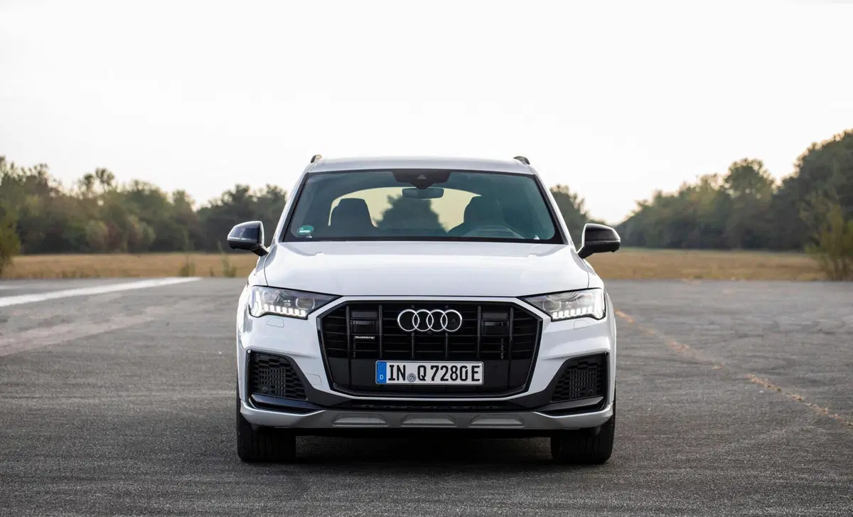 Audi Q7 45 TDI quattro tiptronic Business (19)