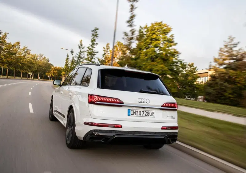 Audi Q7 (26)